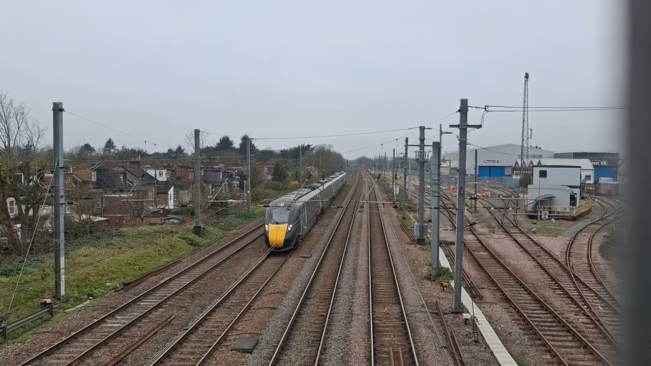 Trains At West Ealing (Jacob's Ladder Footbridge) - GWML - 07.03.2026