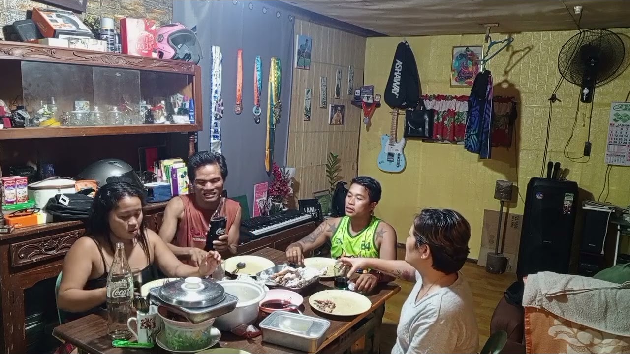 Tirada diha mga badi dahil naka gala Ang Kapatid ko sa Amin so ito Ang ganap namin sa bahay...🤙