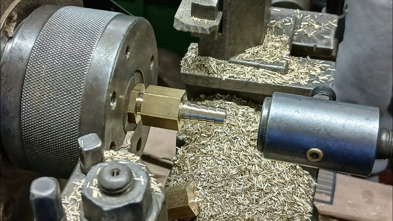 Torno revolver programación de rosca  y espiga  de bronce 