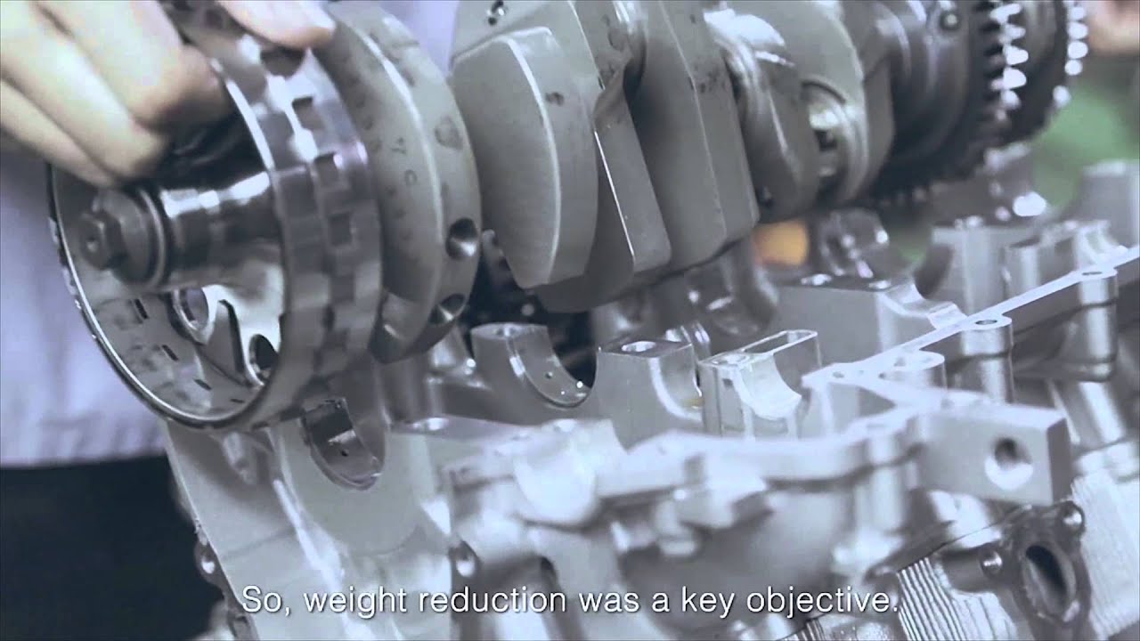 2015 Yamaha R1 - We R1 - Building The One