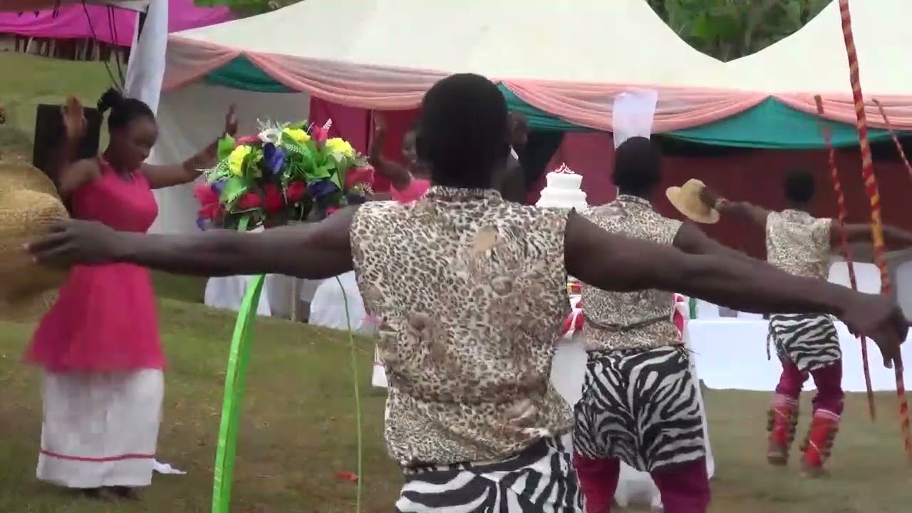 MBARARA: Ainuunu dance done by Ngomanungyi cultural Troupe