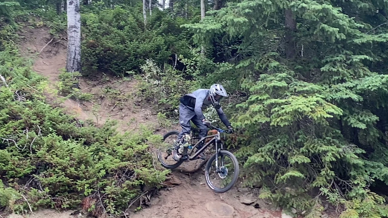 Is Edson bike skill’s park the best in Canada?! Stumpjumper Evo.!
