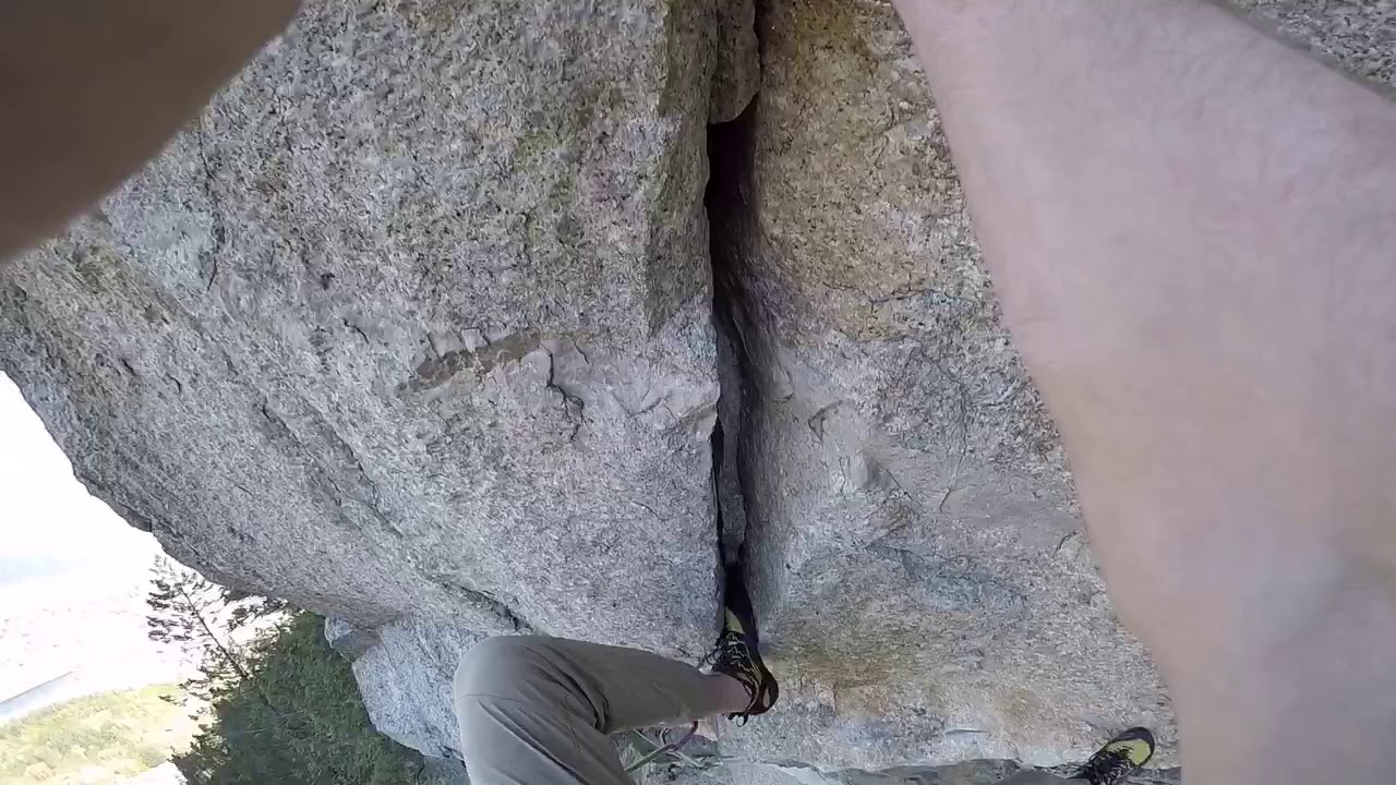 Babe’s Crack  5.12+ FA Squamish
