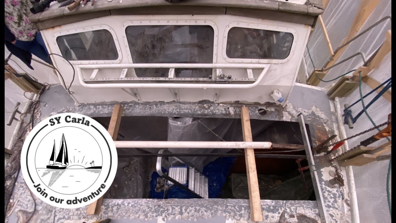 Now there's an even BIGGER hole in our boat!! - The Restoration of SY Carla part 6