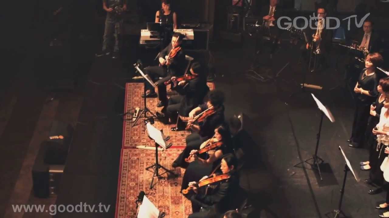 撒拉弗敬拜團 - 以馬內利 / 聖哉三一