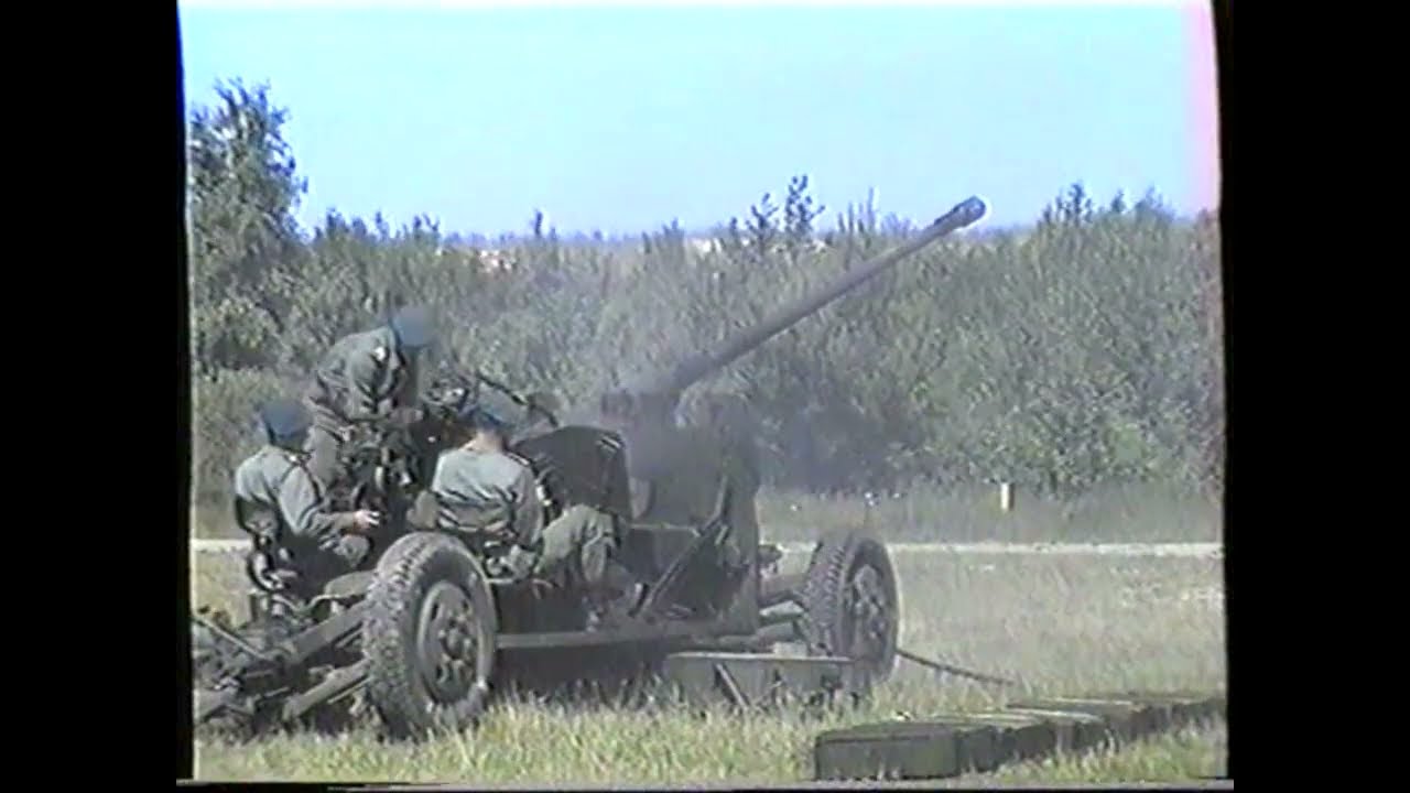 Strzelanie z 57mm armaty przeciwlotniczej S-60