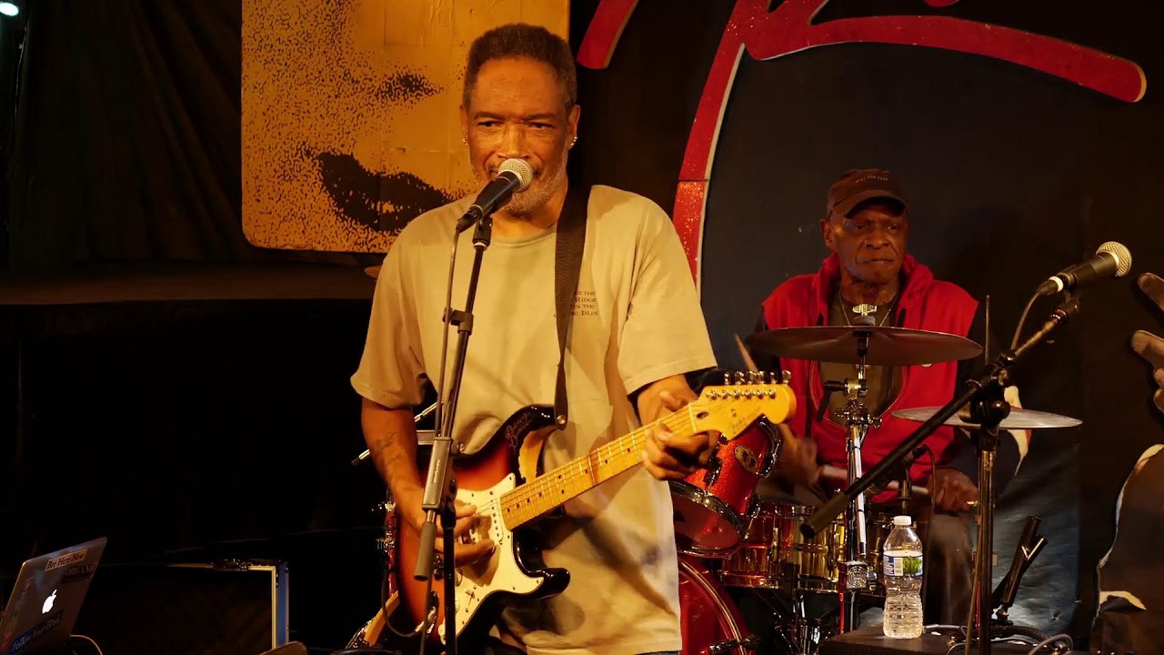 Duwayne Burnside Band: Live at Rosa's Lounge - Chicago 11/03/2023