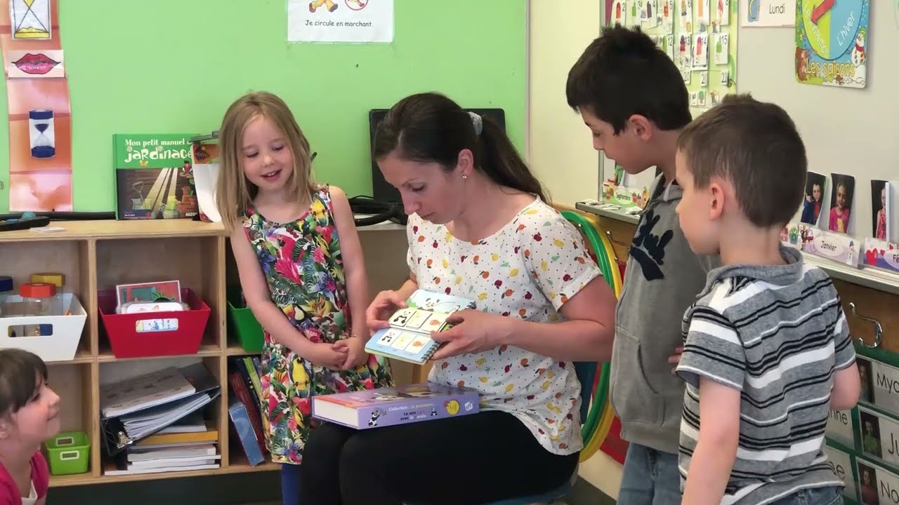 Manipulation des mots: une activité interactive pour les enfants de maternelle.