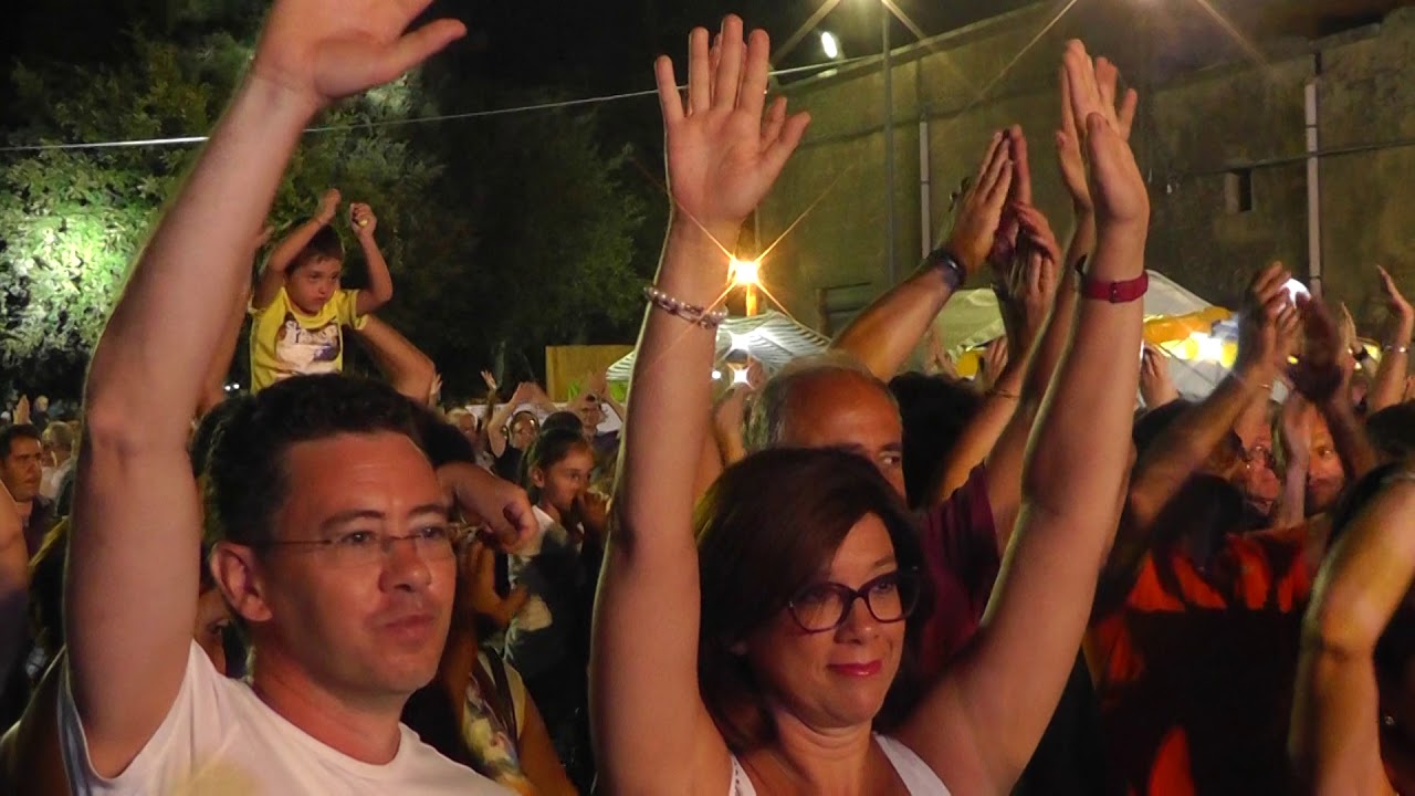 Alla Bua 04 Intro, Suspiri, Quantave, 'A caddhrina   Azzate mamma live Festa te la uliata, Caprarica