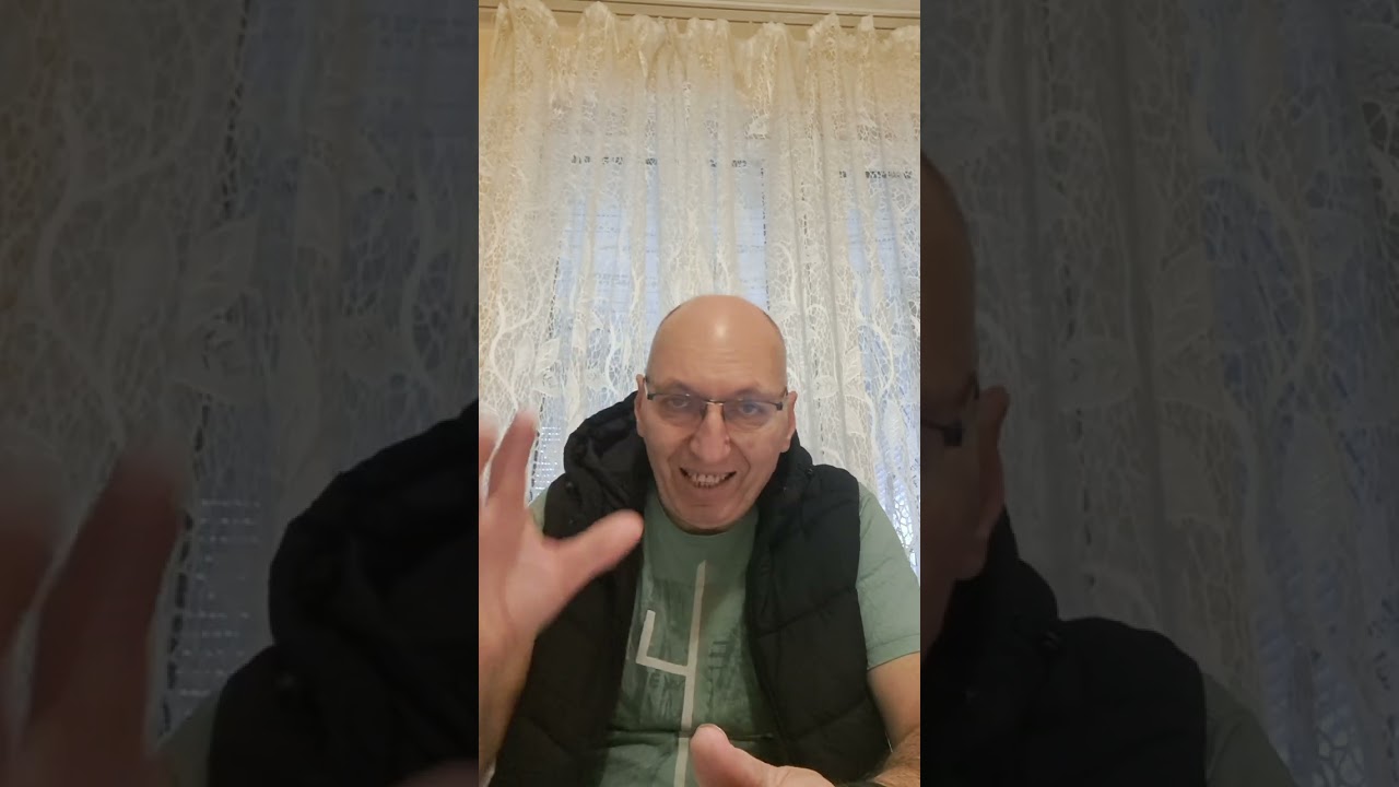 Защо е мътна водата в аквариума?