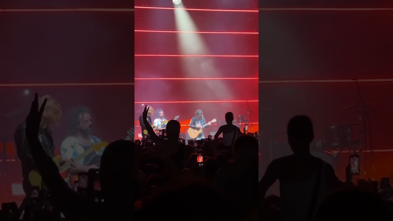Cyclone- sticky fingers live at Riverstage Brisbane