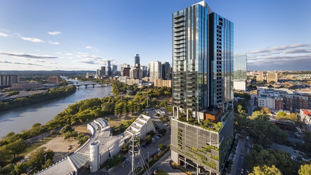 TOUR A STUNNING $10,000/mo HIGHRISE AUSTIN TEXAS | 70 Rainey