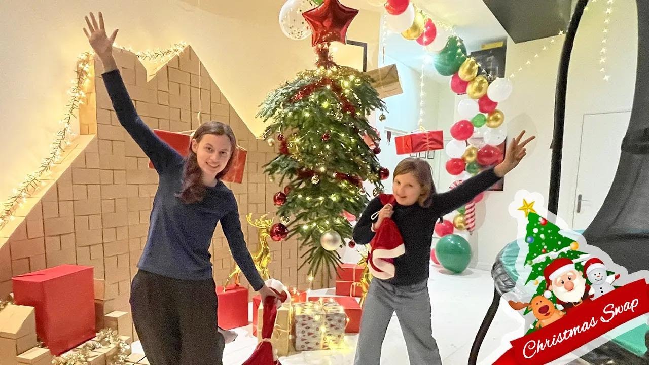Christmas Gift Swap With My Sister—Our Tree Is UPSIDE DOWN! | Kalys & Athena