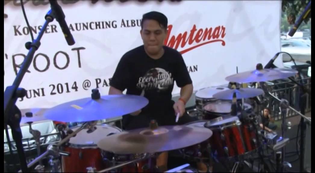 Boys N Root - Berangkat Live at Parkir Timur Senayan