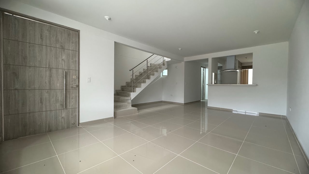 Hermosa casa nueva de dos pisos más terraza en venta Barrio Las Mercedes Palmira Valle Colombia