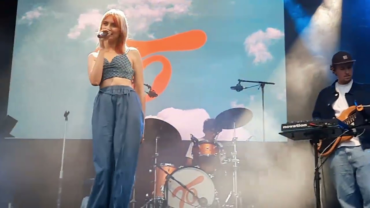 Tinne Oltmans Gentse feesten