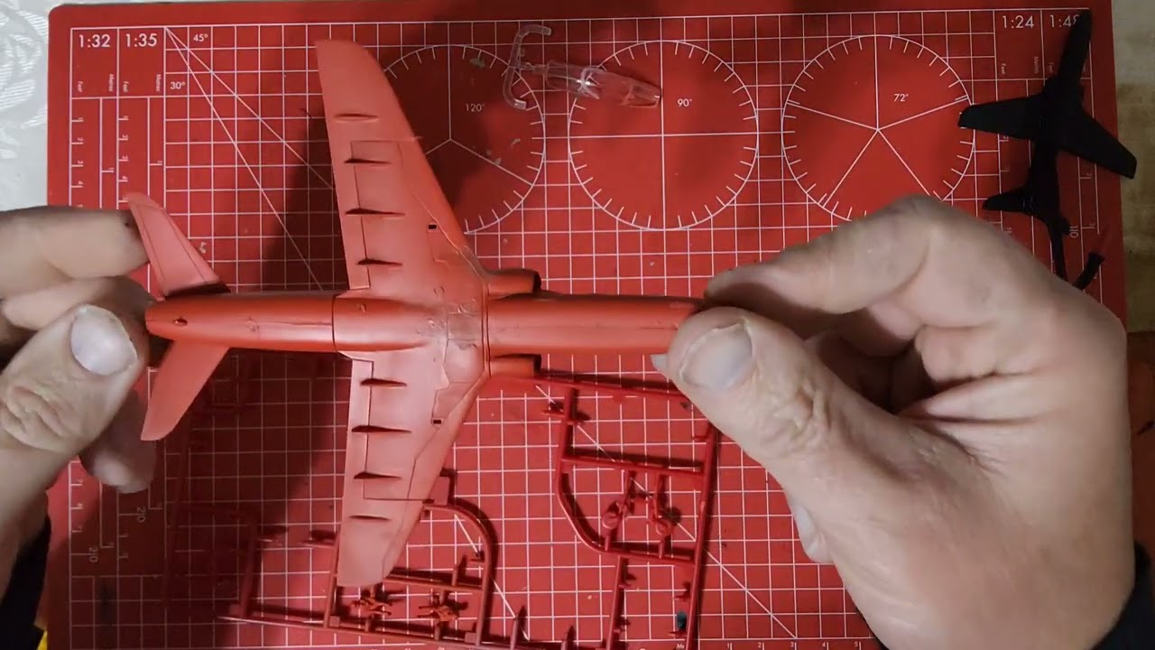 Airfix RAF Red Arrows Hawk Part 2
