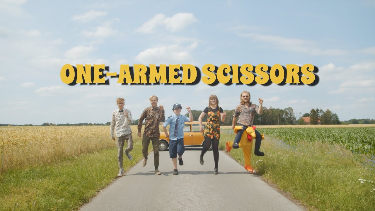 Hopo Pongo - One Armed Scissors (Official Video)