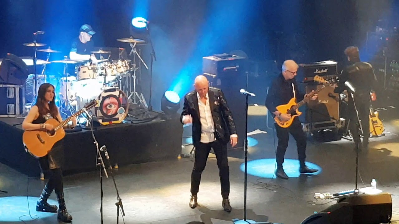 Woody Woodmansey + Tony Visconti's Holy Holy - Width of a Circle - Live @ London