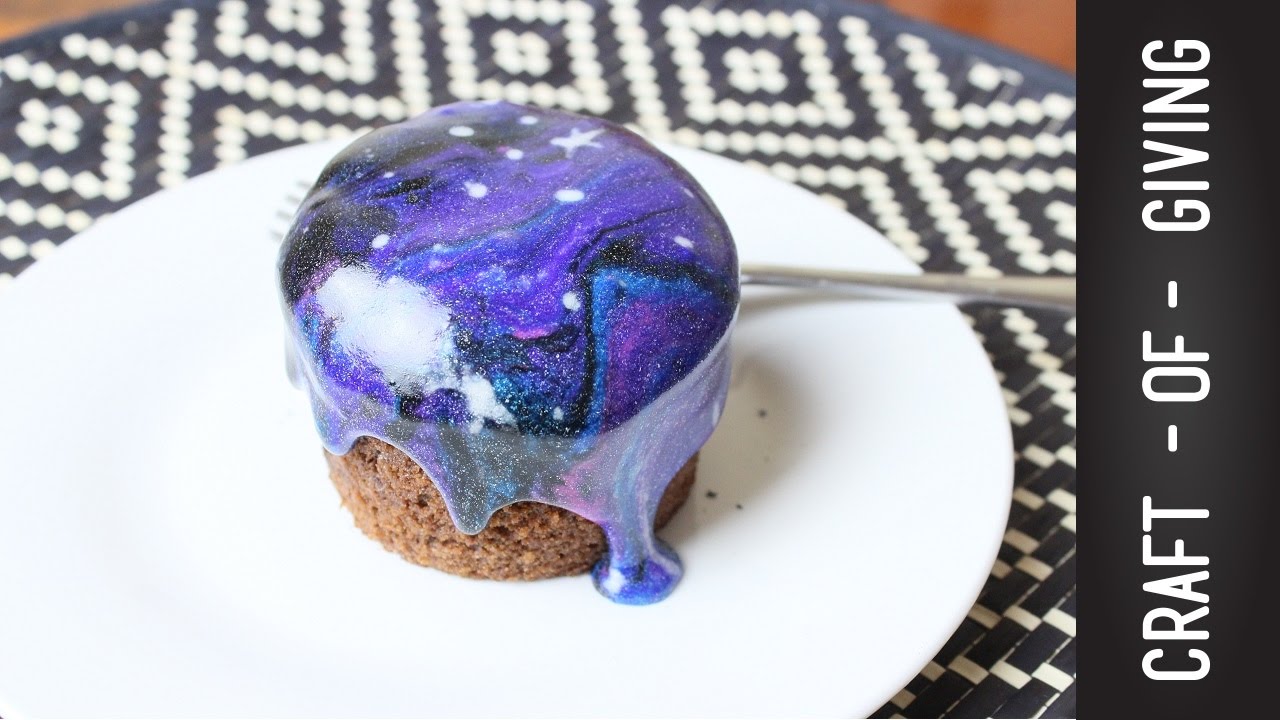 The EASIEST Galaxy Cupcakes | Craft of Giving