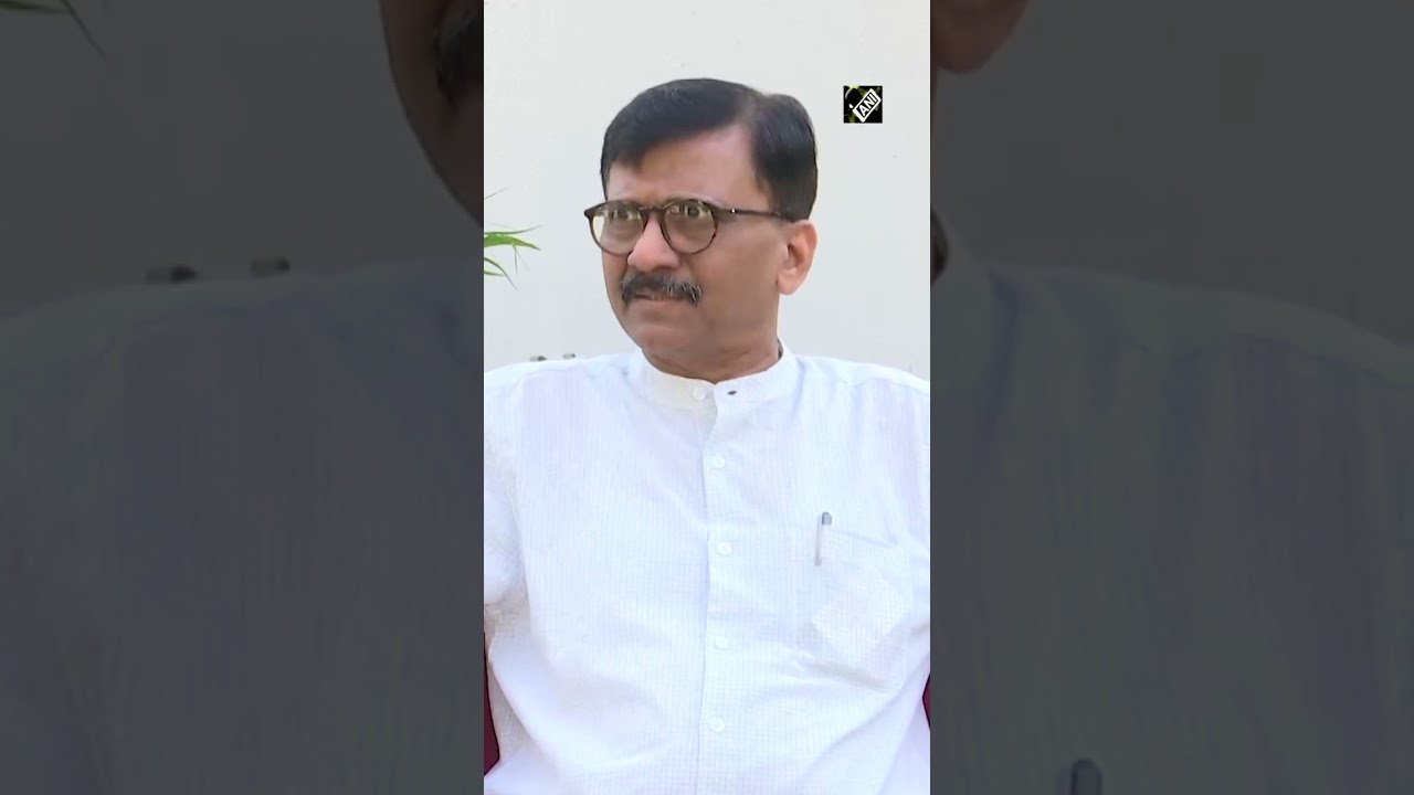 &ldquo;2000 crore deal behind Uddhav Thackeray losing Shiv Sena symbol&rdquo;: Sanjay Raut
