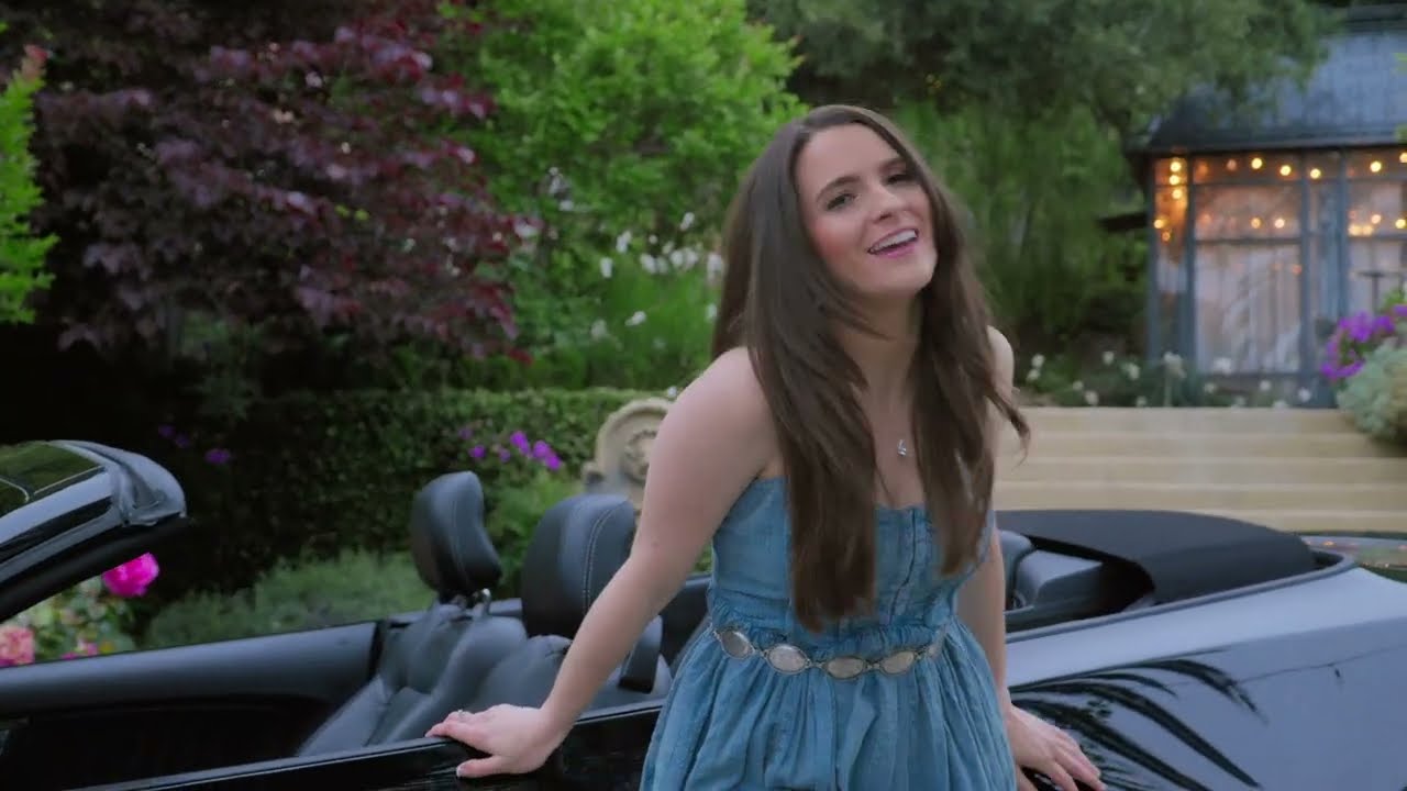 Alyssa Ann- Honey