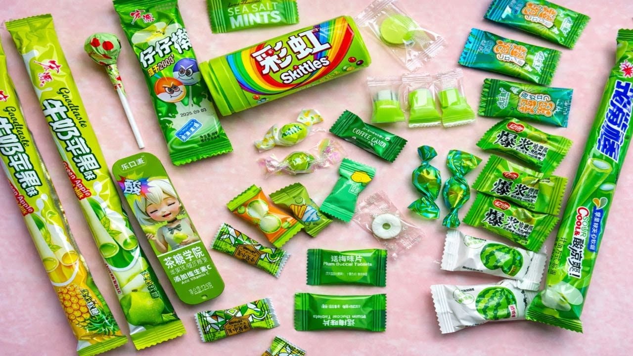 Green Candy ASMR 💚 Satisfying Crunchy Sounds (No Talking)