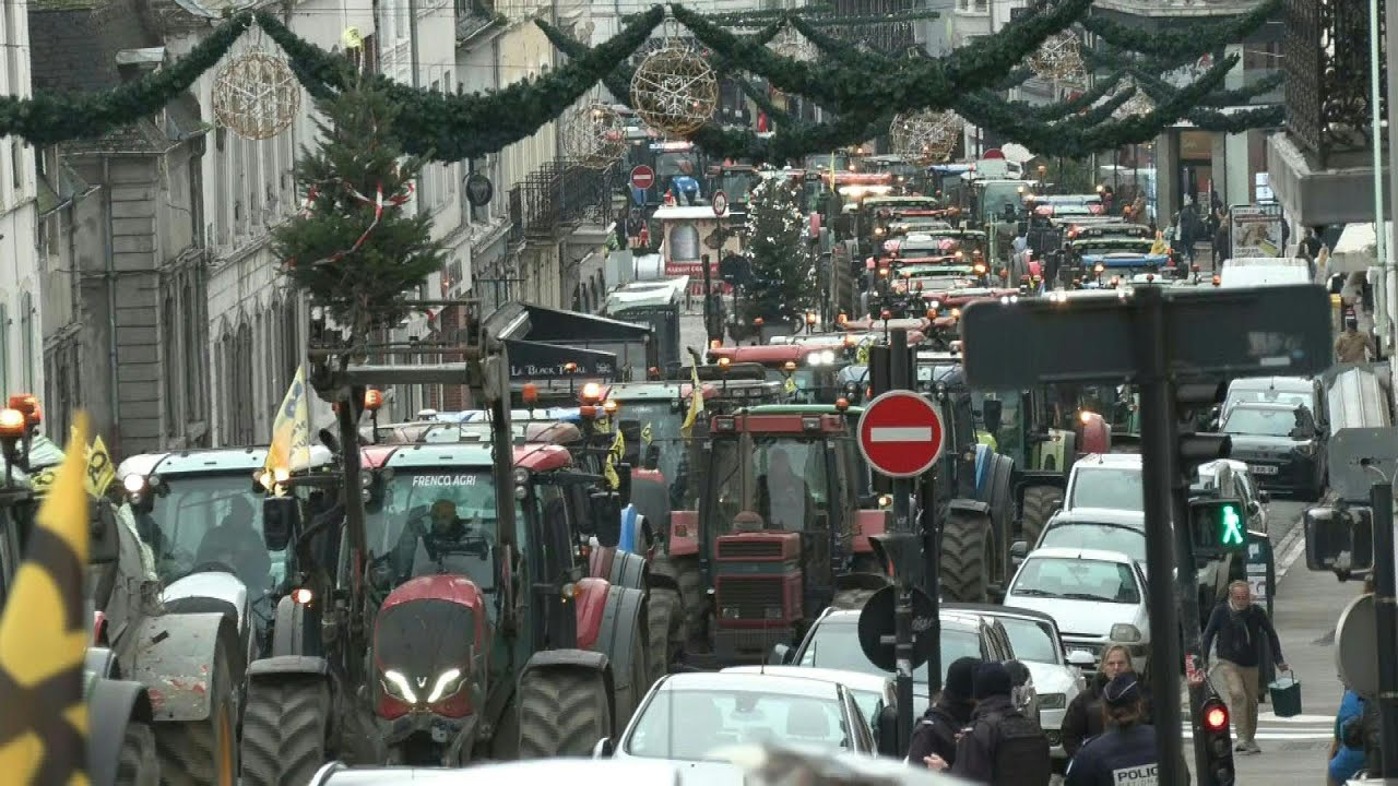 Dermatose: manifestation d'agriculteurs  &agrave; Boulogne-sur-Mer | AFP Images