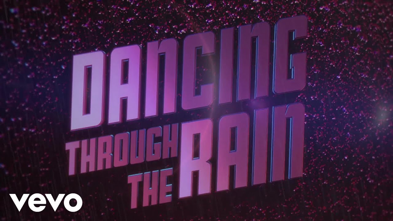 JeanDeVersailles - Dancing through the rain
