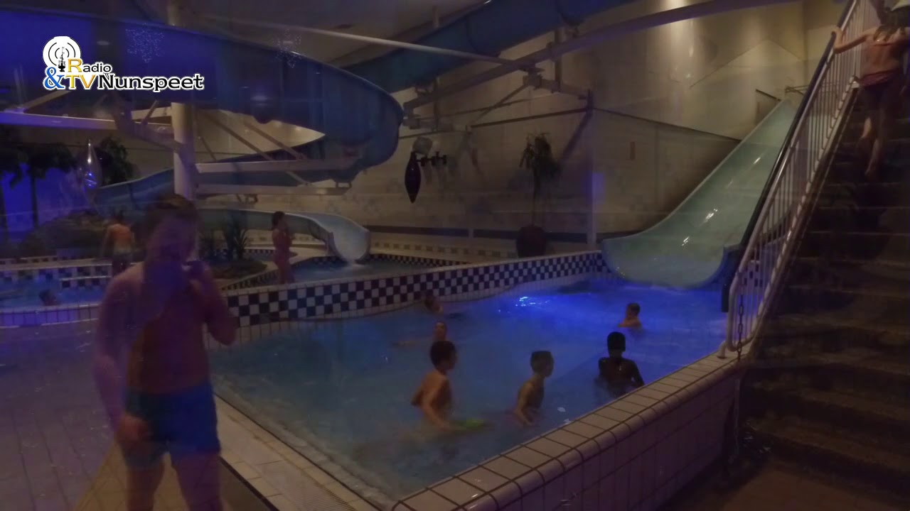 Kerst discozwemmen in de Brake