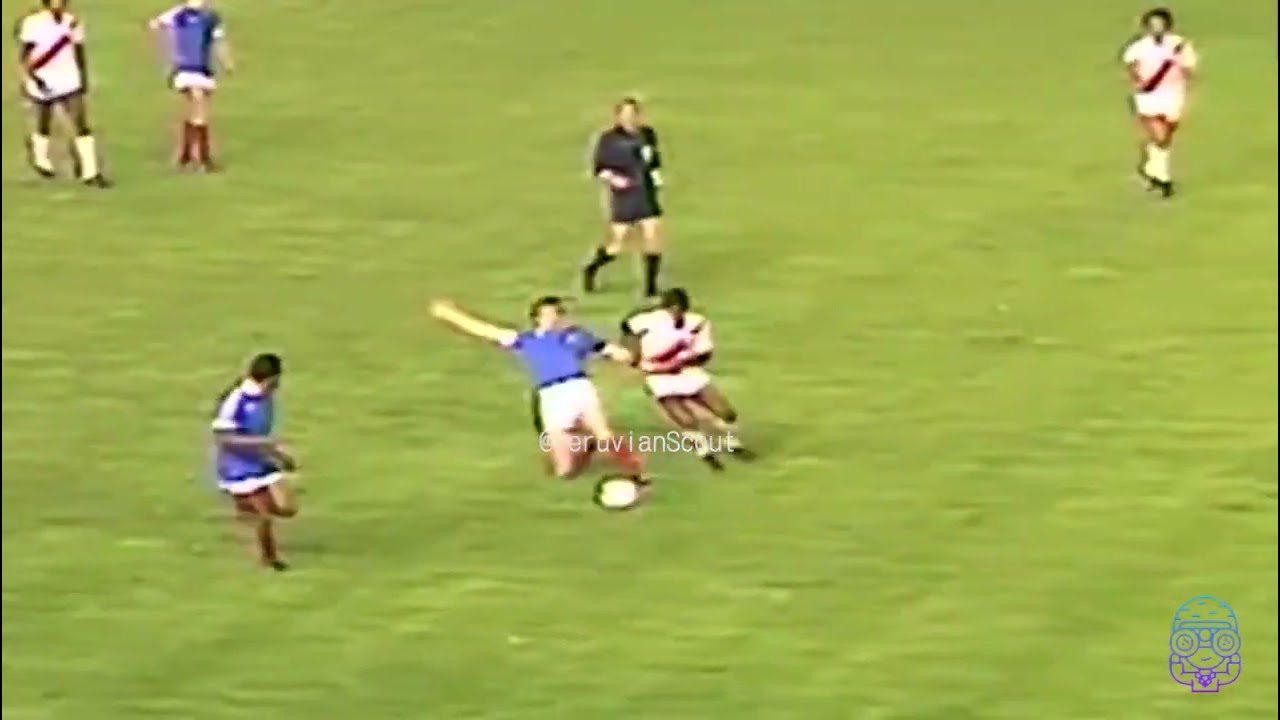 Julio César Uribe vs Francia (28/04/1982)