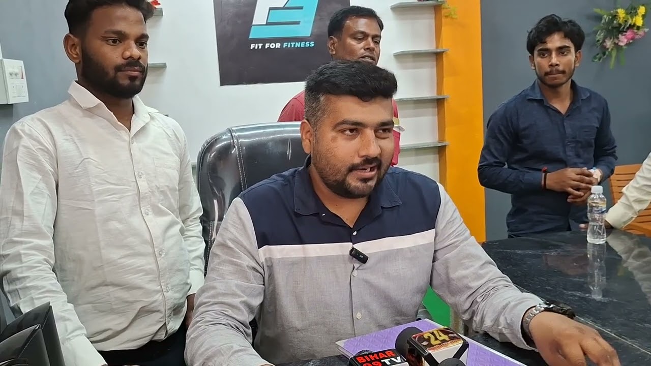 फिट फ़ॉर फिटनेस जिम के उदघाटन के बाद जिम के संचालक के द्वारा दी गयी जानकारियां 
