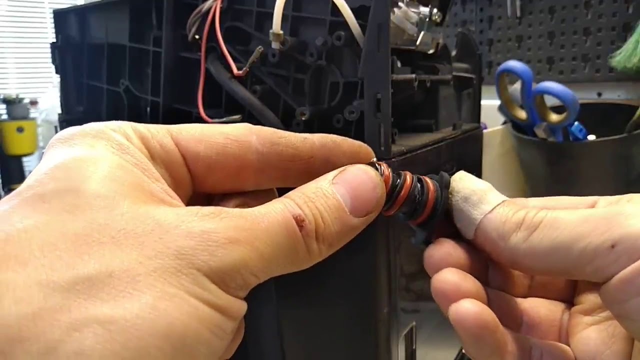 DeLonghi Magnifica steam valve repair