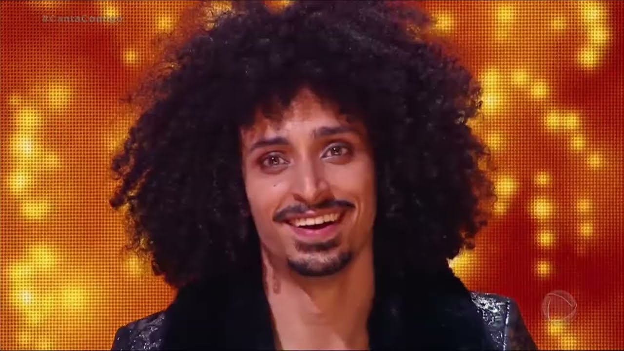 Helleno levanta os 100 jurados com a música “Who Wants To Live Forever” |  CANTA COMIGO