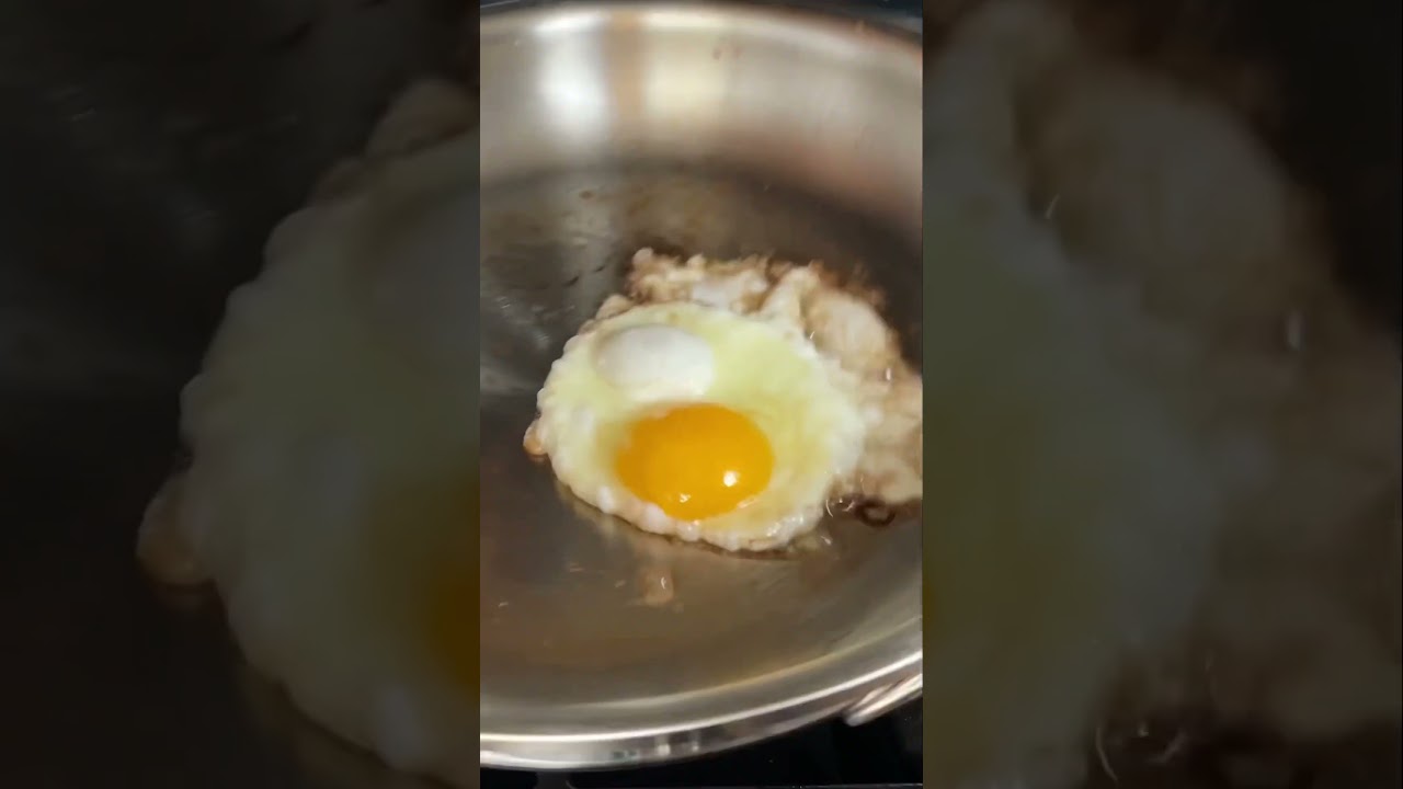 Perfect Eggs in a Stainless Steel Pan (Without Sticking)