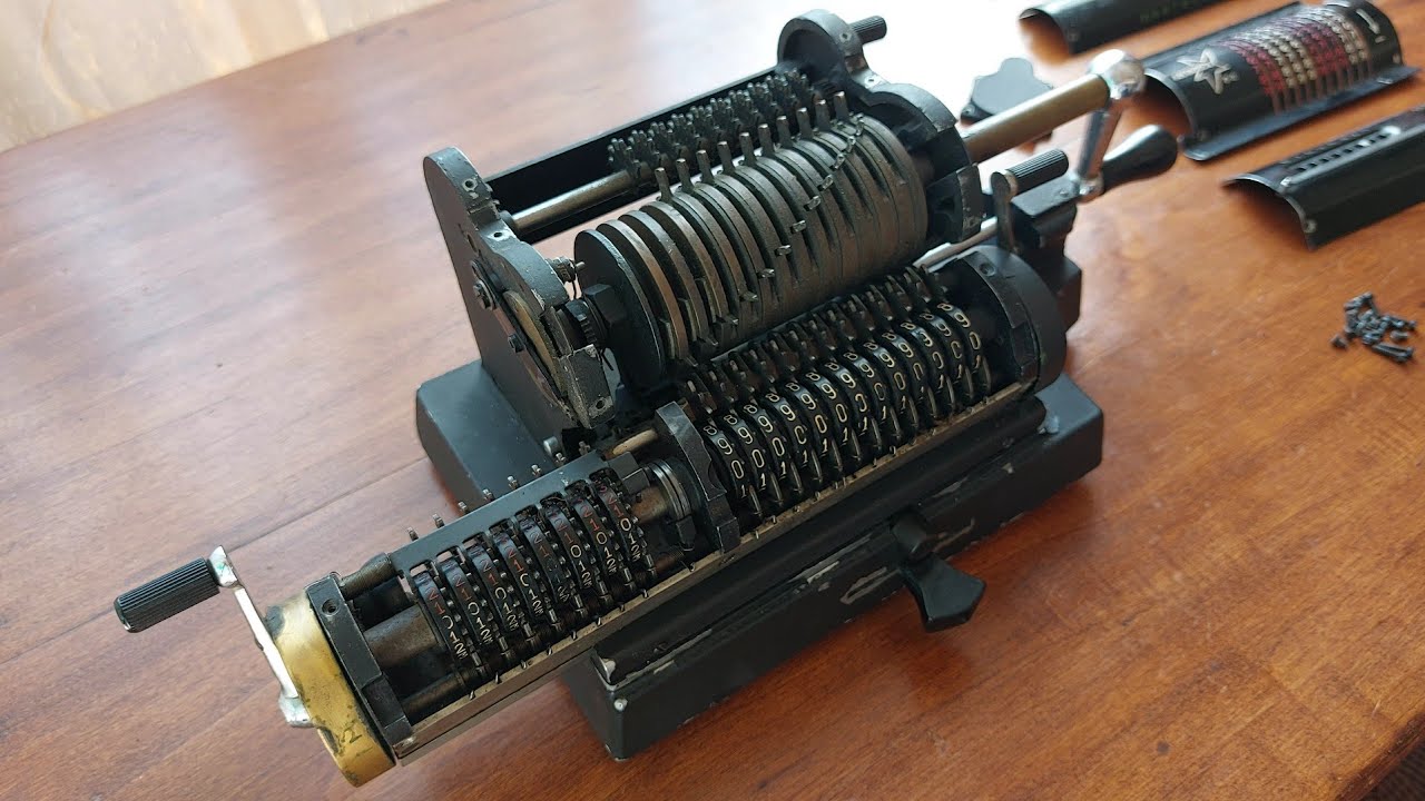 1950s Antares P2 running without shell | Odhner mechanical pinwheel calculator clone | made in Italy