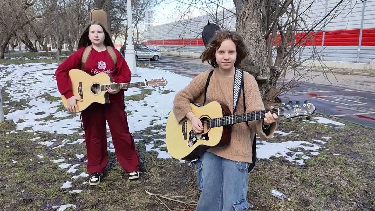 Восьмиклассницы