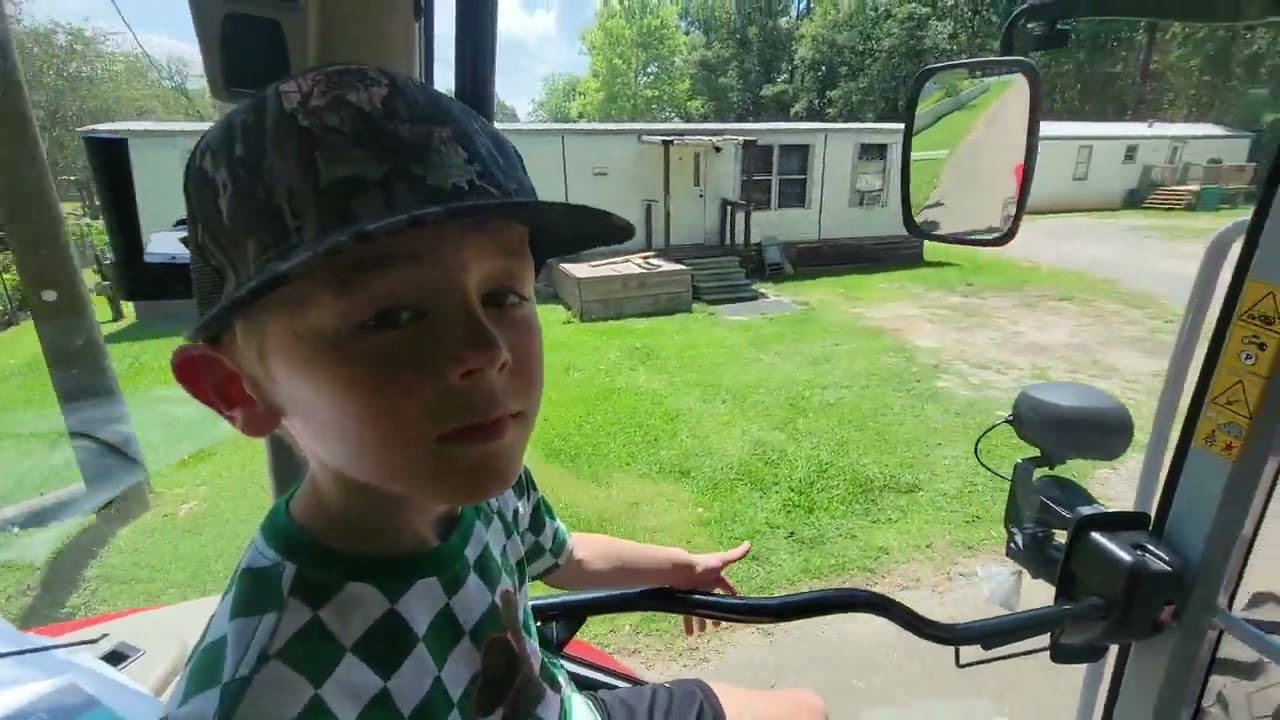 Massey Ferguson 5S 115 Ride along