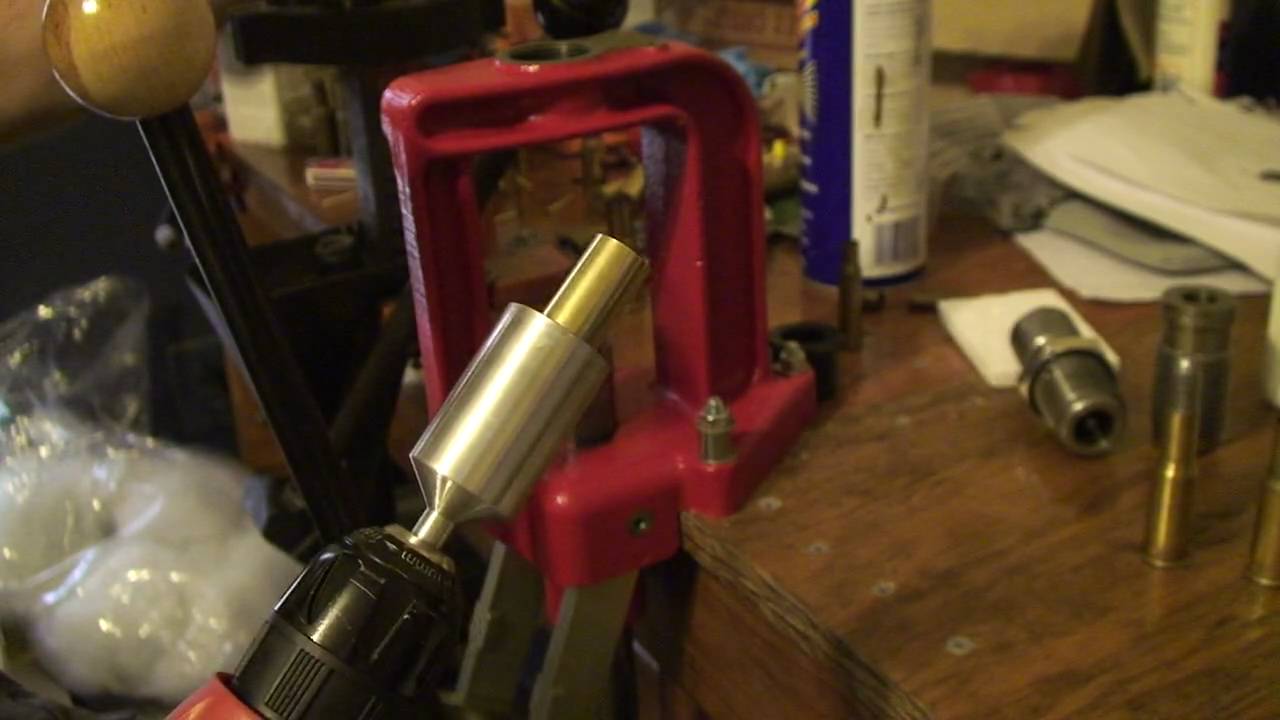 Martini Henry 577/450 case forming.avi