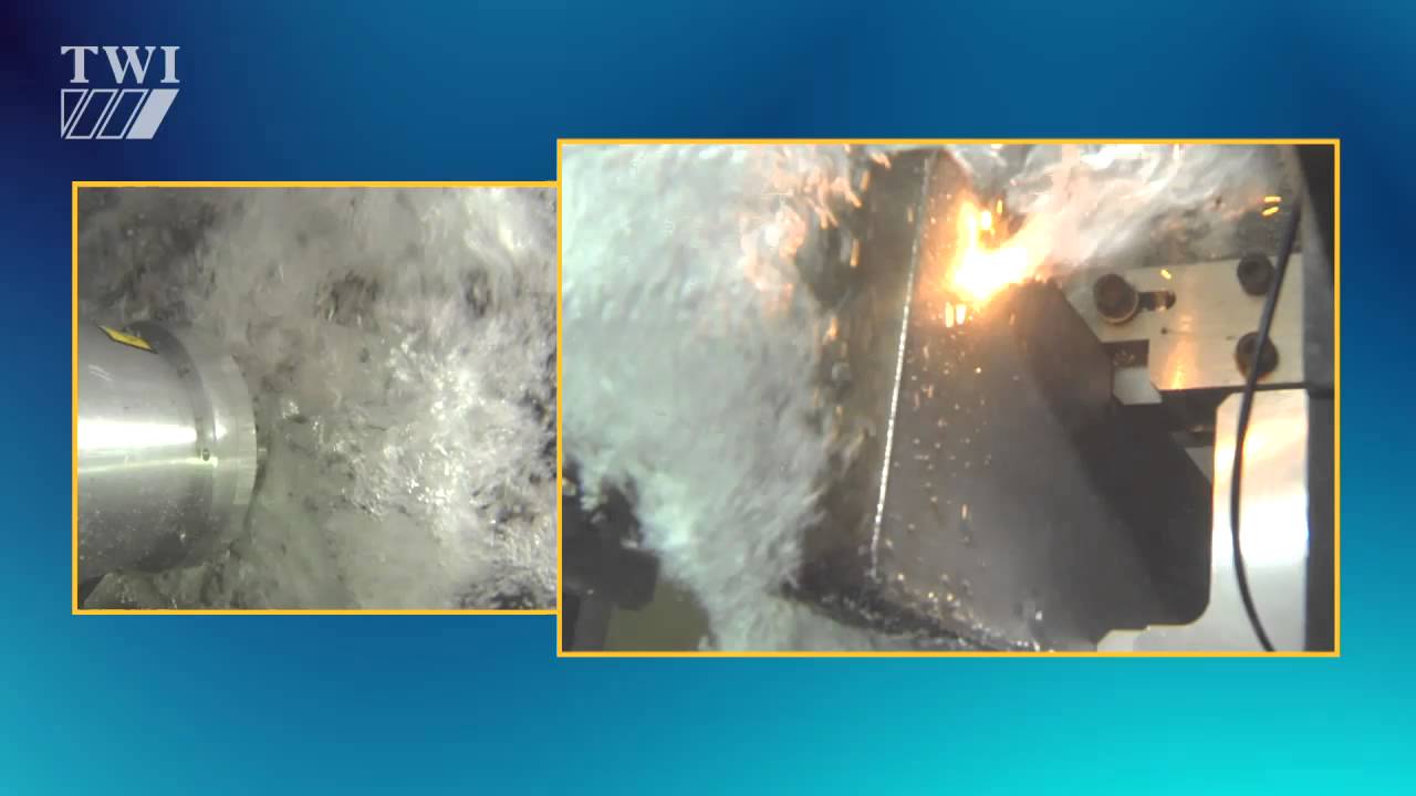Underwater laser cutting of stainless steel