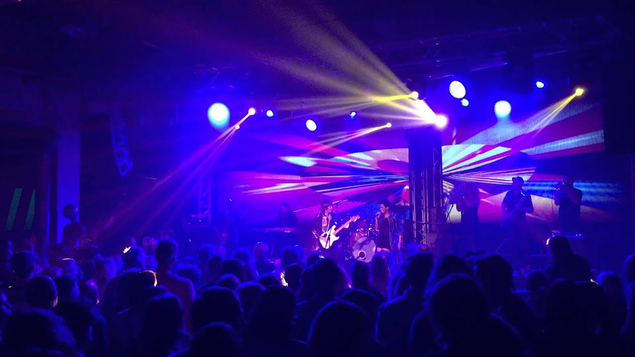 The Brand New Heavies, Kurzschluss Sladica Live!