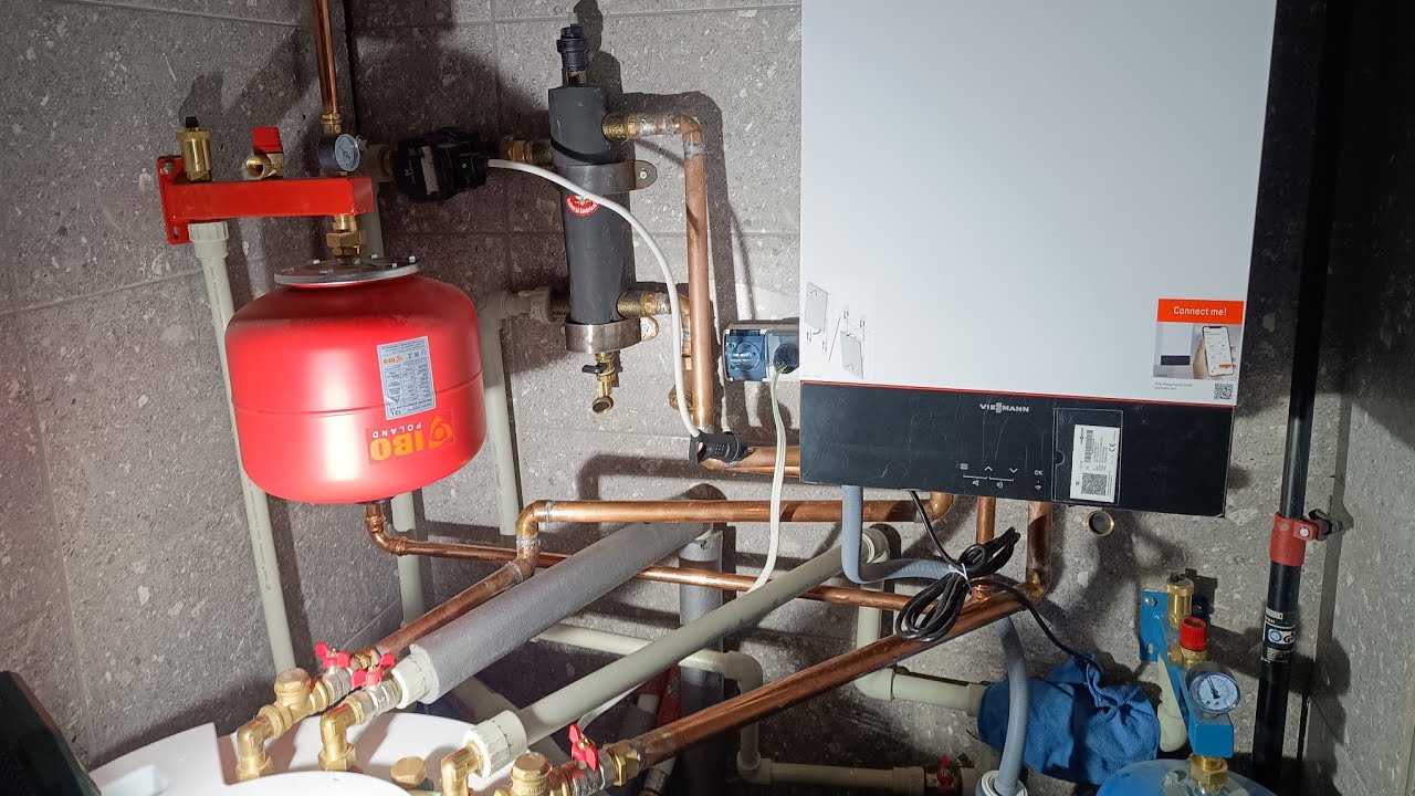 Prosta kotłownia gazowa Viessmann vitodens 100-w