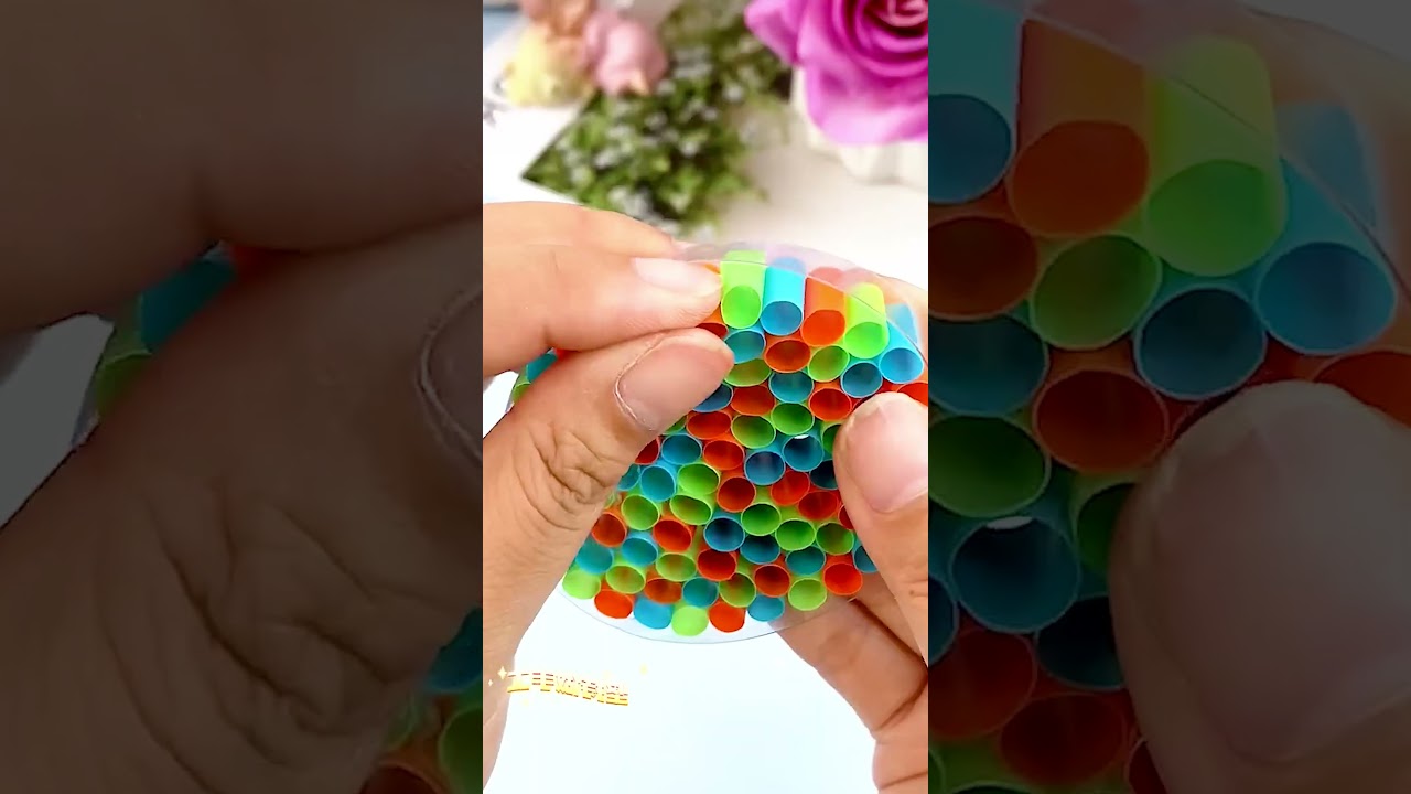 Use Straws And Double-Sided Tape To Make A Bubble Blowing Toy For Children