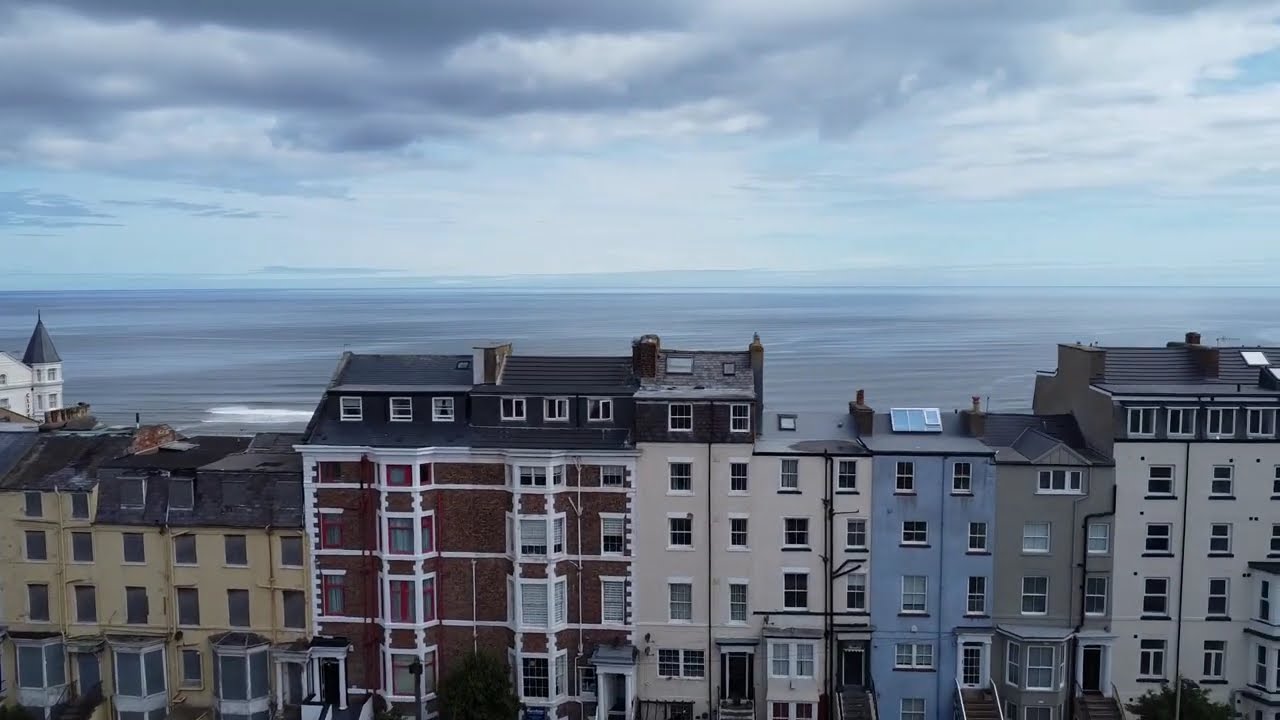 Scarborough property. Penthouse for sale £125,000