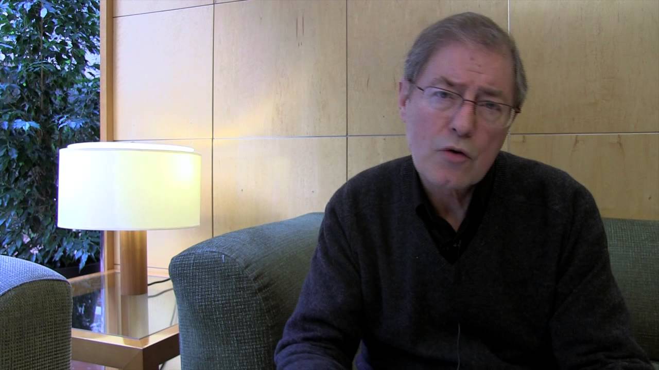 Félix DE AZÚA, sobre lengua, educación y política.