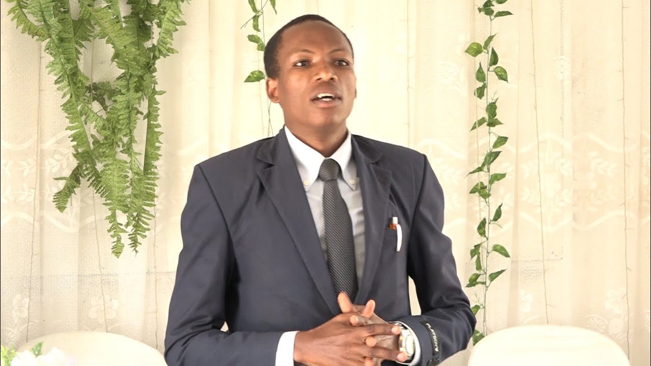 Atubwiye intahe y'umu musulman yizeye Yesu aca aramujana ako kanya nyene ahejeje kwatura/Matthieu