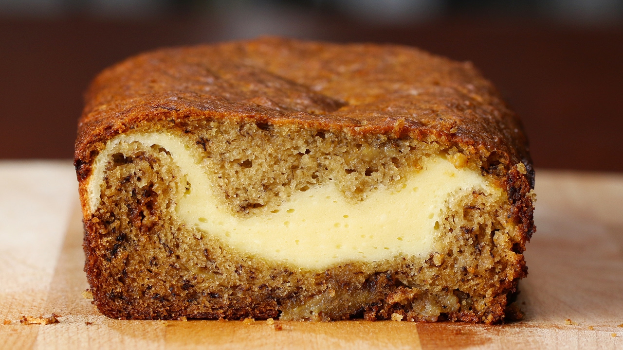 Cheesecake-Filled Banana Bread