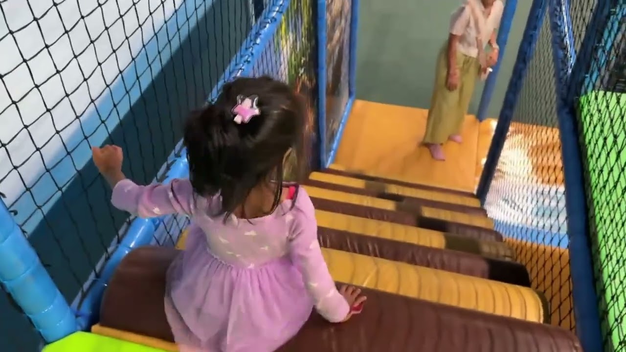 Leo’s Abenteuerpark Leipzig – Germany’s Biggest Indoor Park for Kids!