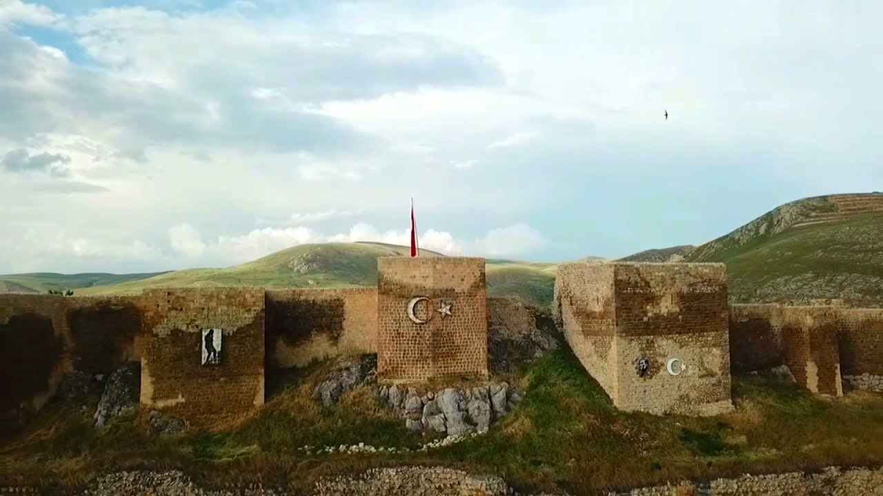 Bayburt kalesini birde havadan izleyin. Herkese nasip olmaz 😎