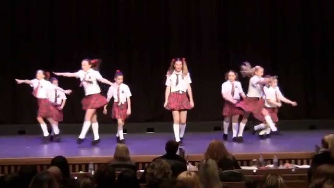 Edwardstown Primary School Girls - School's Out/We Run the World